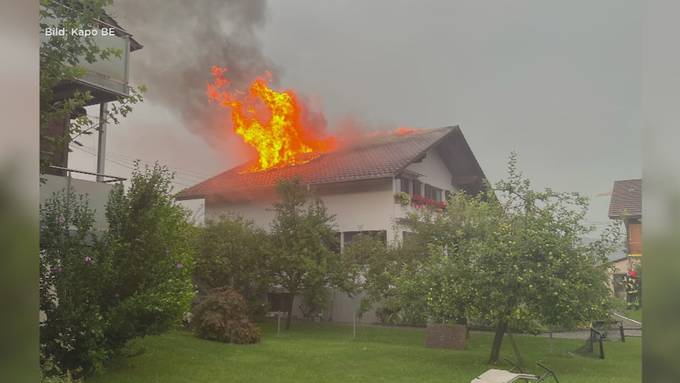 «Bin froh, wurde niemand verletzt» – Hausbesitzer zum Brand in Uetendorf