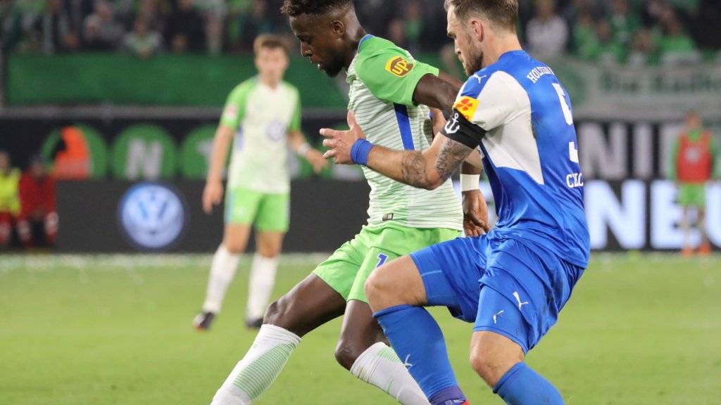Brachte Wolfsburg 1:0 in Führung: Divock Origi (li.)