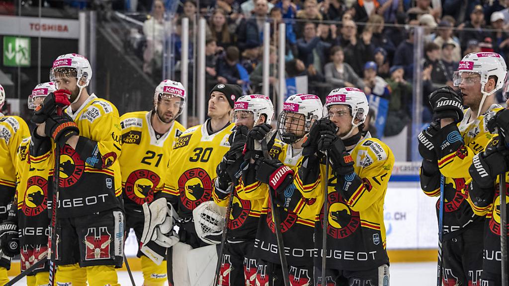 Enttäuschendes Ende: Im entscheidenden siebten Spiel in Zug blieb der SC Bern und Torerfolg und muss nun in die Ferien