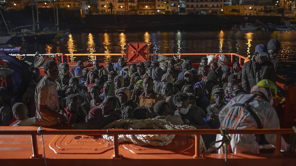 Wohl Dutzende Tote nach Bootsunglück vor Kanaren