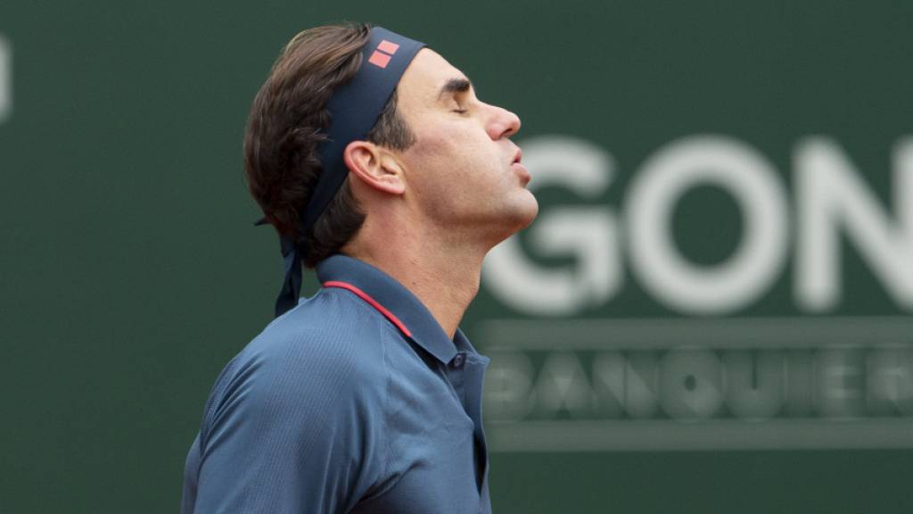Roger Federer entgleitet die Partie gegen Pablo Andujar nach Breakvorsprung im dritten Satz.