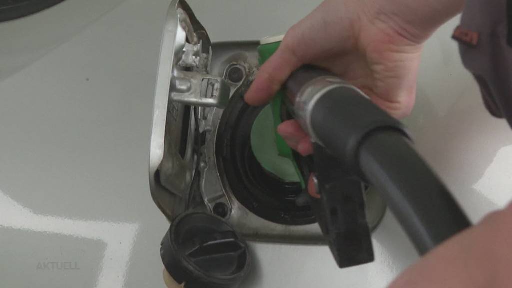 Ölknappheit: Drohen bald einschneidende Sparmassnahmen bei Benzin und Diesel?