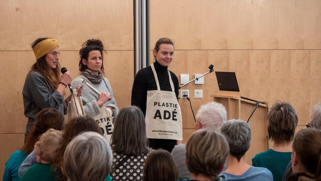 Plastik Adé in Baden