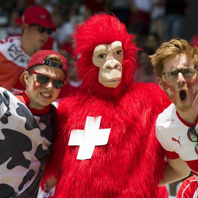 Schweizer Fans im Stadion - Achtelfinal gegen Polen