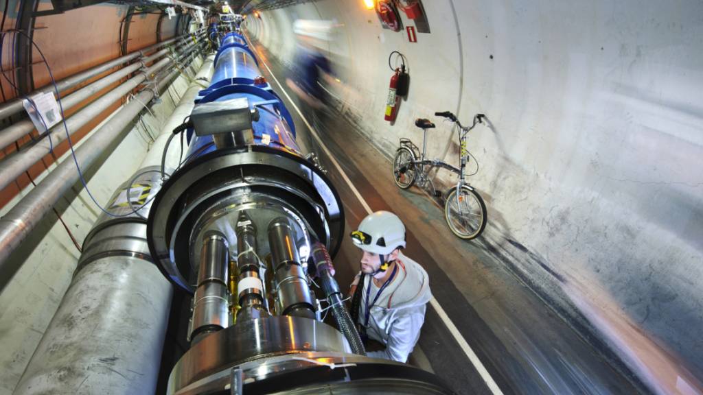 Nach mehr als drei Jahren Pause wurde der Teilchenbeschleuniger Large Hadron Collider (LHC) am Cern wieder hochgefahren.