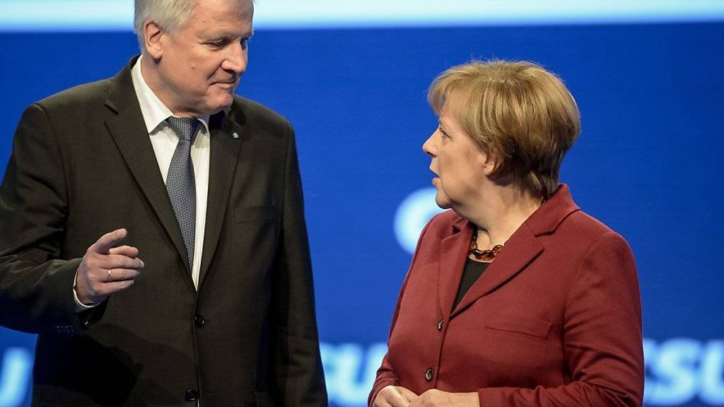 CSU-Parteichef Horst Seehofer schlug gegenüber CDU-Chefin und Bundeskanzlerin Angela Merkel Töne an.
