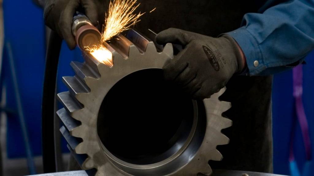 Die Stimmung unter den KMU der Schweizer Maschinen-, Elektro- und Metallbranche (MEM) bleibt weiterhin gedrückt. Seit mehr als 21 Monaten befindet sich der Stimmungsindex im Minusbereich. Aussicht auf rasche Besserung haben die Unternehmen nicht. (Archivbild)
