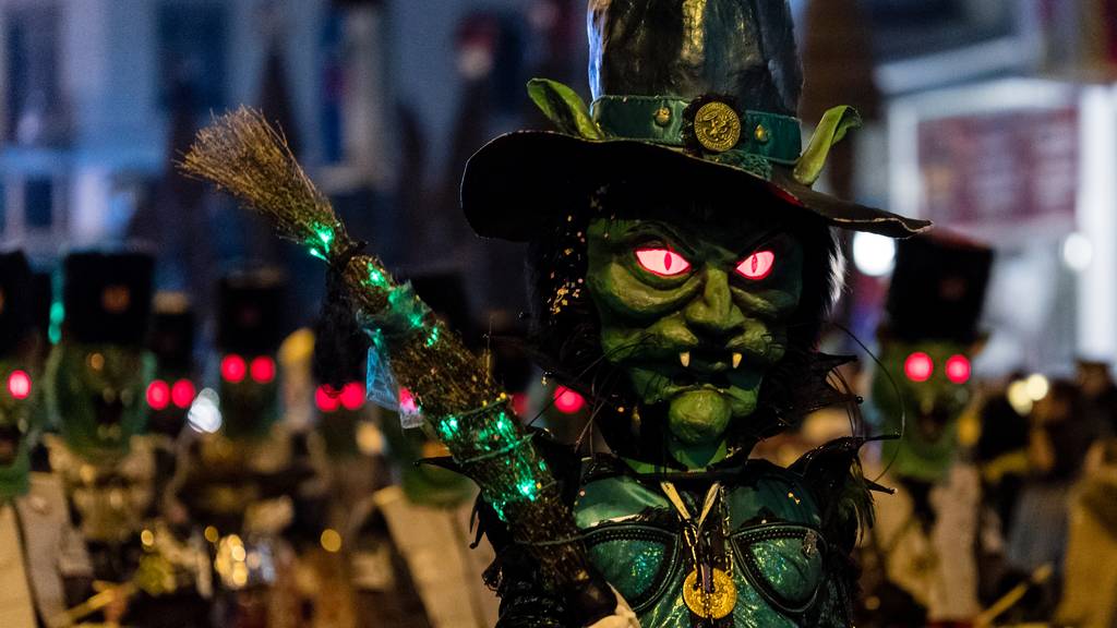 Monstercorso Lozärner Fasnacht 2022 Fasnacht Luzern