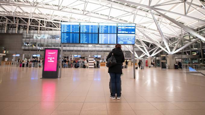 Nach Anschlagsdrohung: Hamburg Airport nimmt Flugverkehr wieder auf