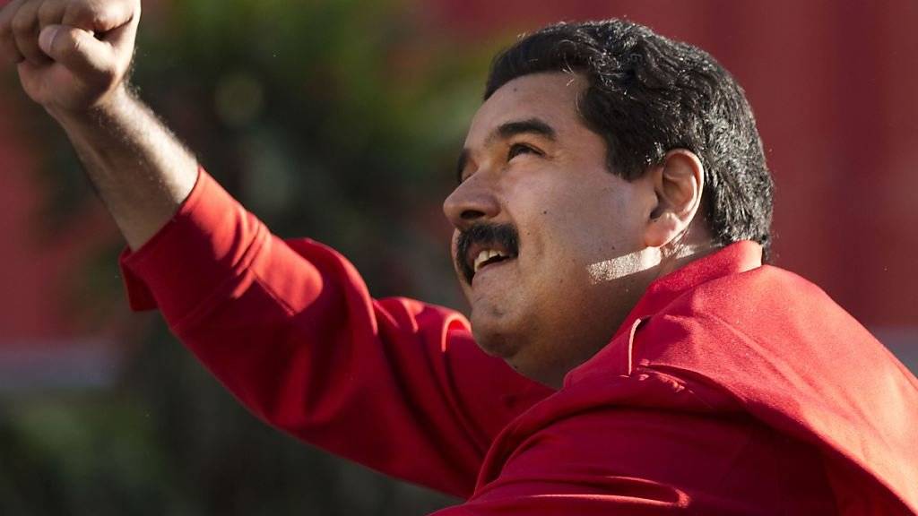 Doch keine Zwei-Drittel-Mehrheit für seine Gegner: Venezuelas Präsident Nicolas Maduro (Archiv)