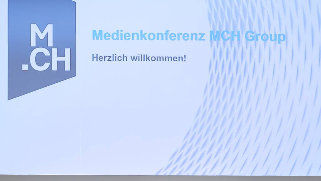 Das Messe- und Marketingunternehmen MCH Group bleibt weiterhin in den roten Zahlen. Mit 14,0 Millionen Franken stand 2023 unter dem Strich sogar noch ein höherer Verlust als im Jahr davor (-9,3 Millionen). Dafür ist allerdings auch ein Sondereffekt verantwortlich. (Archivbild)