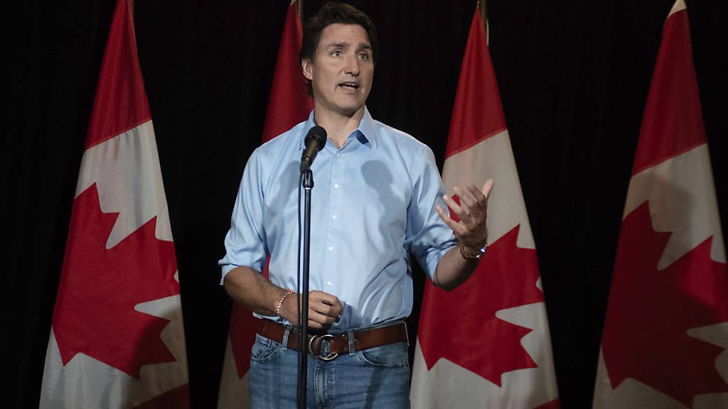 Justin Trudeau, Kanadas Premierminister, gibt eine Erklärung zu den Waldbränden in Westkanada ab. Foto: Brian McInnis/The Canadian Press/AP/dpa - ACHTUNG: Nur zur redaktionellen Verwendung und nur mit vollständiger Nennung des vorstehenden Credits