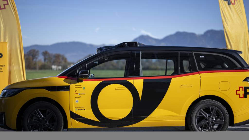 So sieht das selbstfahrende ÖV-Taxi «AmiGo» aus, das am Mittwoch in Altstätten SG vorgestellt wurde.