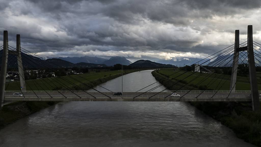 Blick auf den Alpenrhein und das Rheintal bei Widnau SG. (Archivbild)