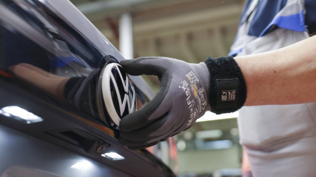 Das für Freitag angesetzte Treffen des VW-Aufsichtsrates findet nicht statt. Der Autobauer verkündete schon am Donnerstag eine Einigung.