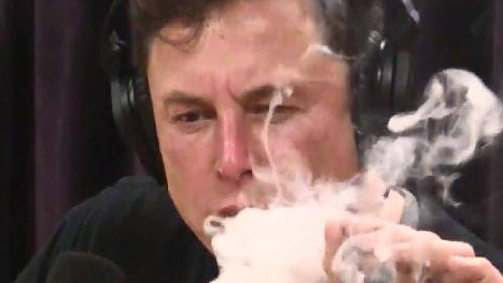 Marihuana-Joint und Whiskey: Tech-Unternehmer Elon Musk sorgte im vergangenen September in einem Live-Video-Podcast für viel Aufsehen.