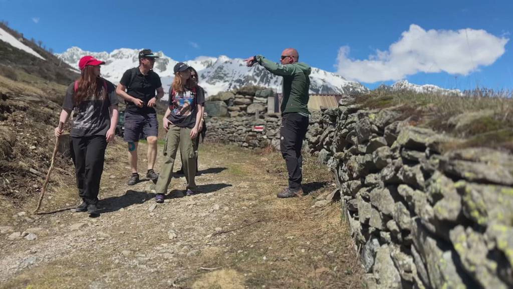 Gefahr wegen Schneeresten auf Wanderwegen