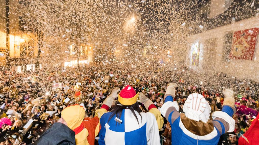 Du willst die neusten Informationen zur Fasnacht nicht verpassen? Dank unserem Fasnacht-Liveticker bleibst du stets auf dem Laufenden.