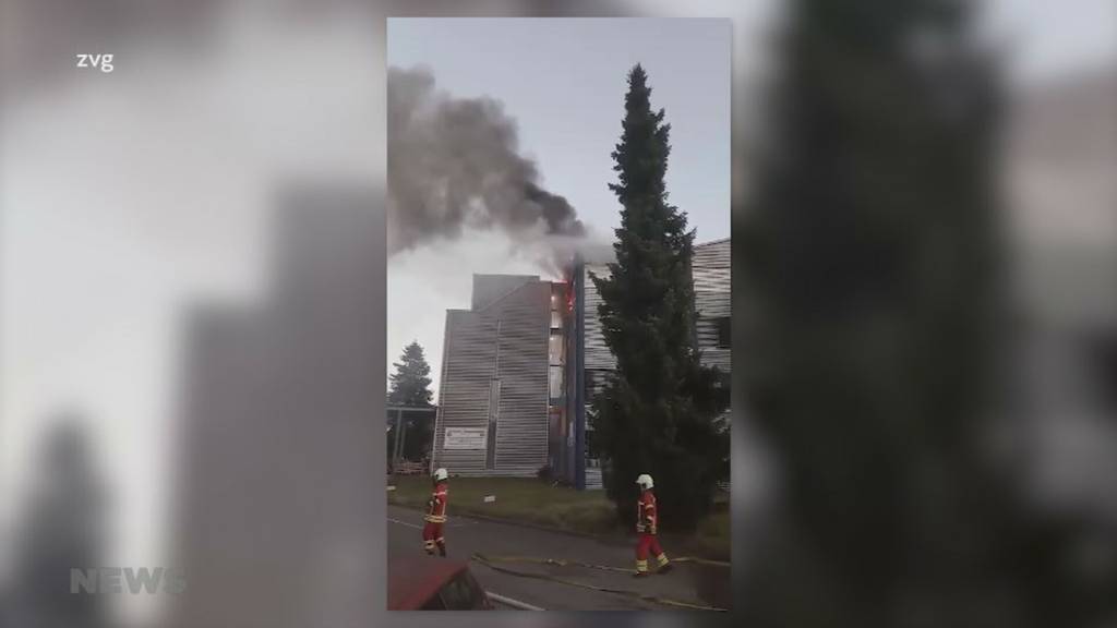 Brand im Freubad: Flammen zerstören Personalwohnung von Saunaclub