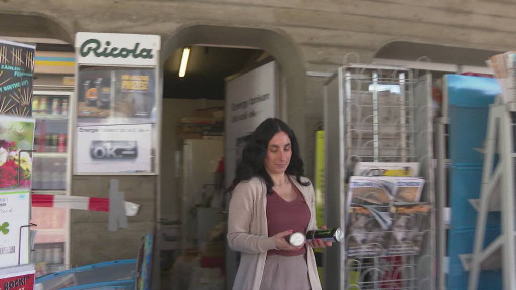 Dümmster Einbrecher?: In Brugg sperrt sich ein Iraker selber in einen Kiosk ein