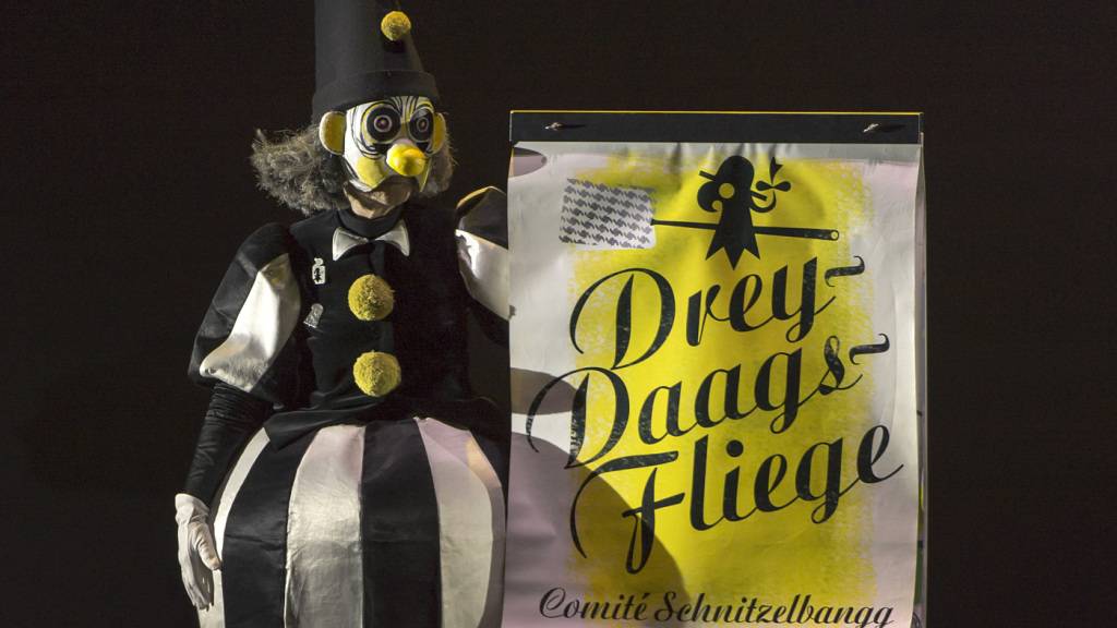 Einige Schnitzelbänke, unter ihnen die Dreydaagsfliege, haben es dieses Jahr an der Basler Fasnacht auf Trump abgesehen. (Archivbild)