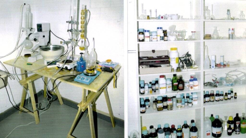 Ein privates Labor zur Herstellung von synthetischen Drogen. (Archivbild)