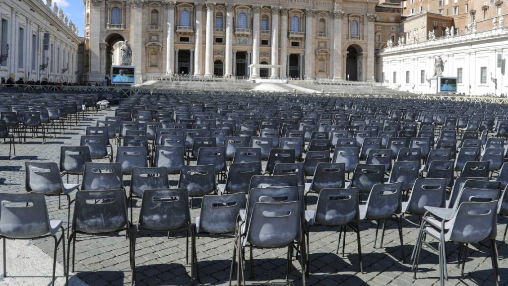 So wird der Petersplatz im Vatikan auch an Ostern aussehen: Papst Franziskus zelebriert die Feierlichkeiten unter Ausschluss der Gläubigen.
