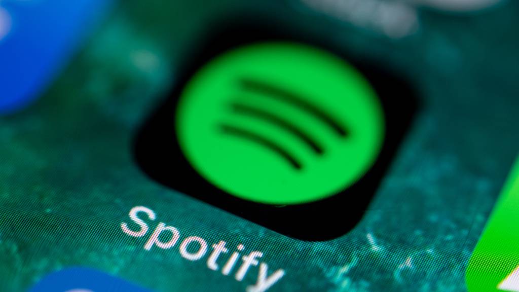 Der Musikdienst Spotify hat die Erwartungen der Anleger enttäuscht. Die Aktie verlor zeitweise 17 Prozent, erholte sich dann aber etwas. (Archivbild)