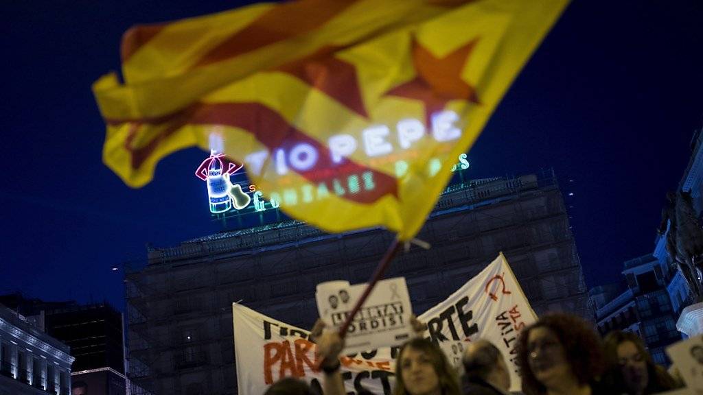 Auch in Madrid gingen die katalanischen Separatisten auf die Strasse, um für die Unabhängigkeit ihrer Region zu demonstrieren.