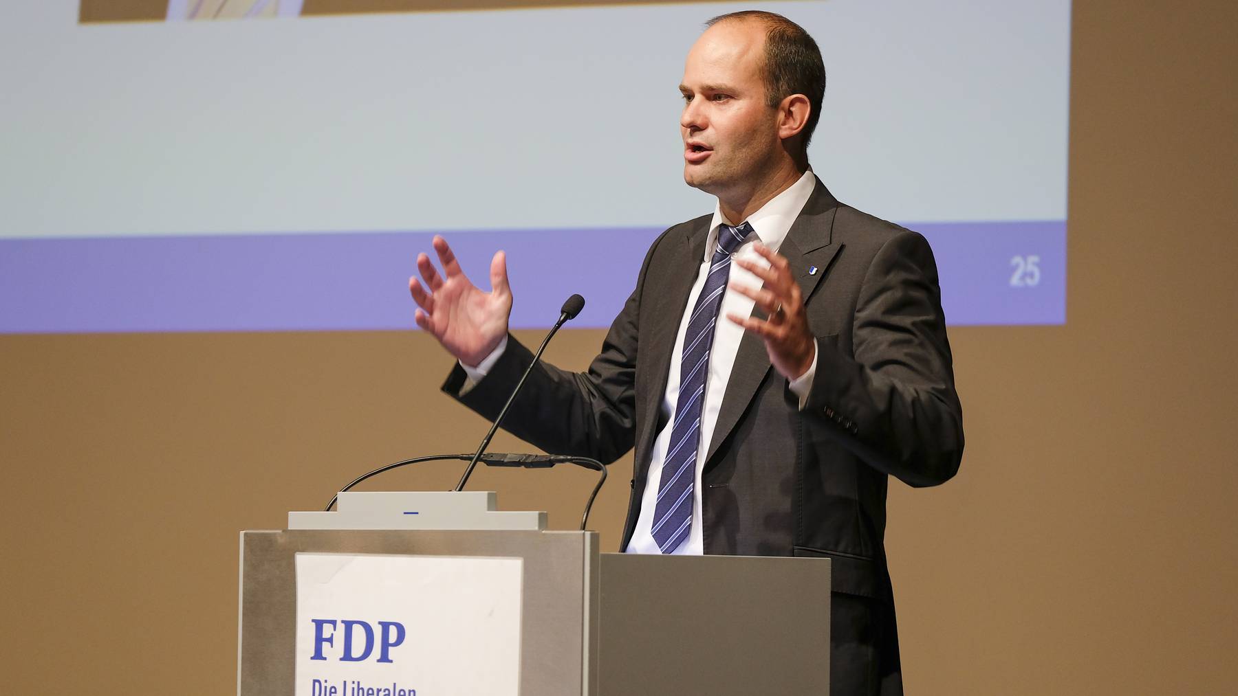 Der Luzerner FDP-Regierungsratskandidat Fabian Peter