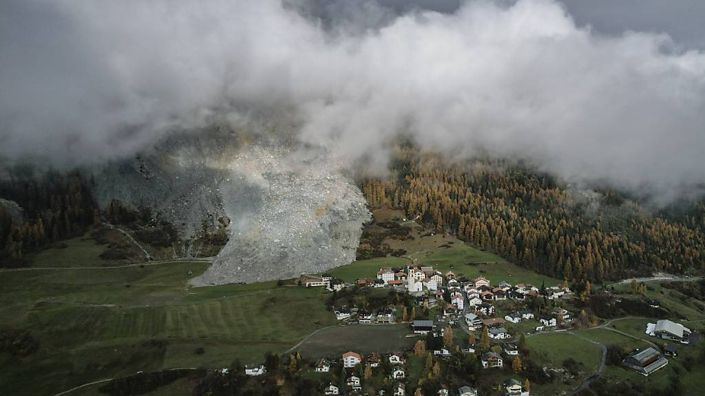 Lage im Bündner Bergdorf Brienz stabil - Exodus schreitet voran