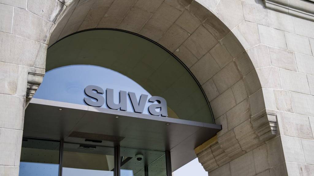 Die Suva, mit Hauptsitz in Luzern, senkt im kommenden Jahr ihre Prämien. (Archivbild)