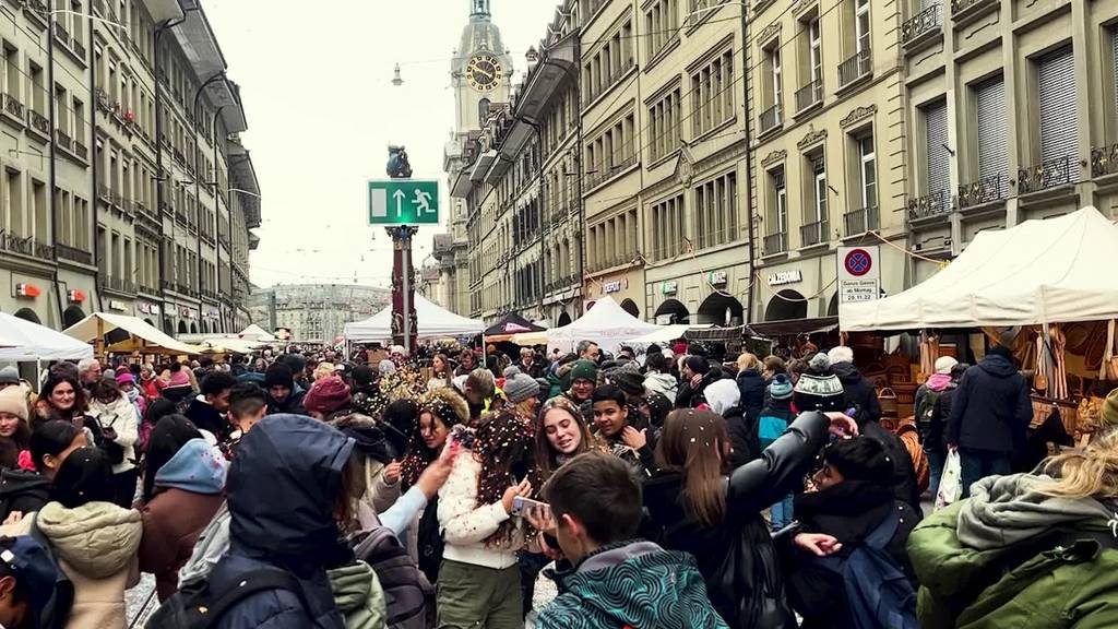 «Dieses Feeling gibt es nur hier»: Zibelemärit lockt Tausende nach Bern