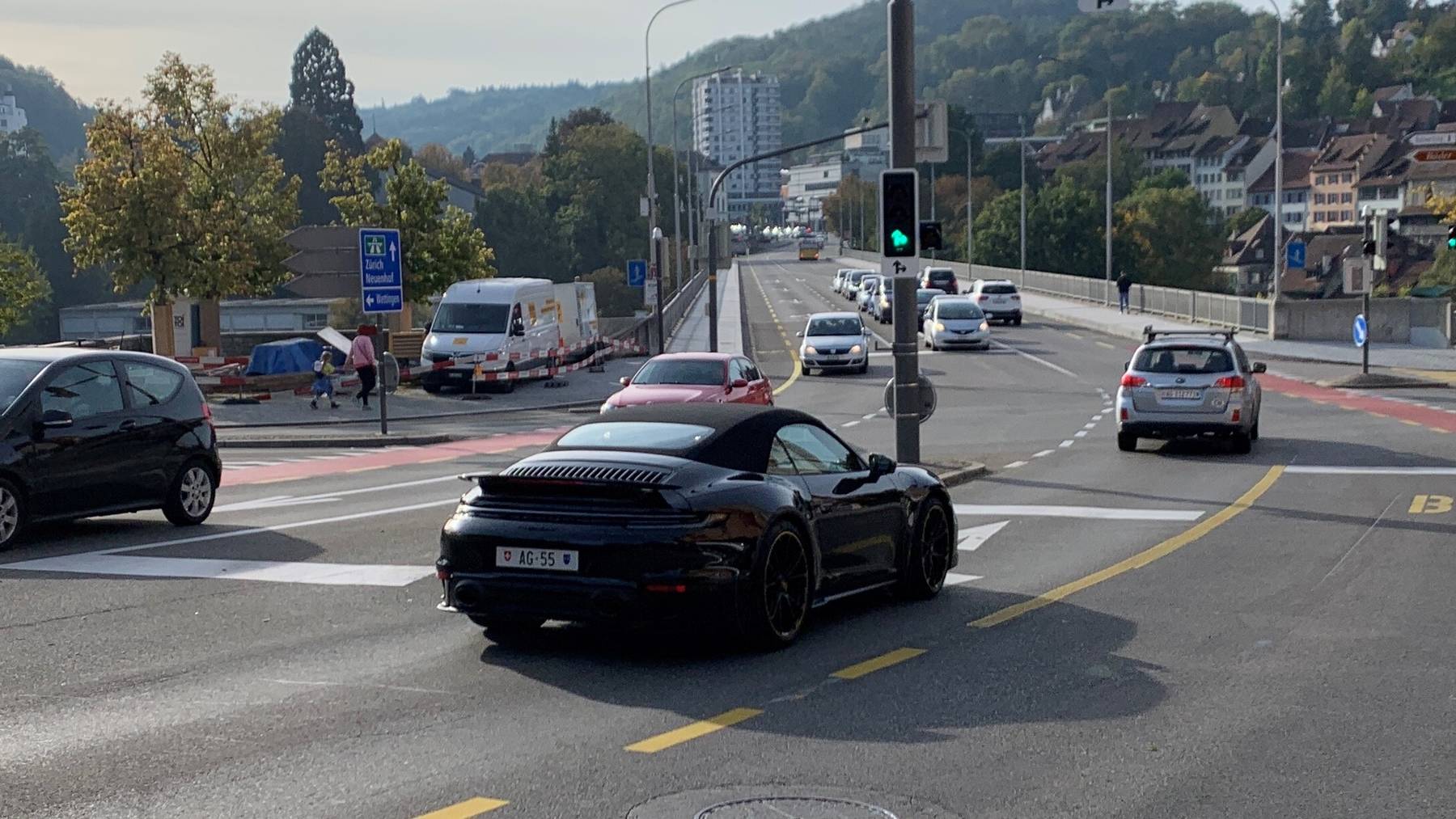 Gesichtet: Die teuerste Aargauer Autonummer - AG 55 - an einem schwarzen Porsche!