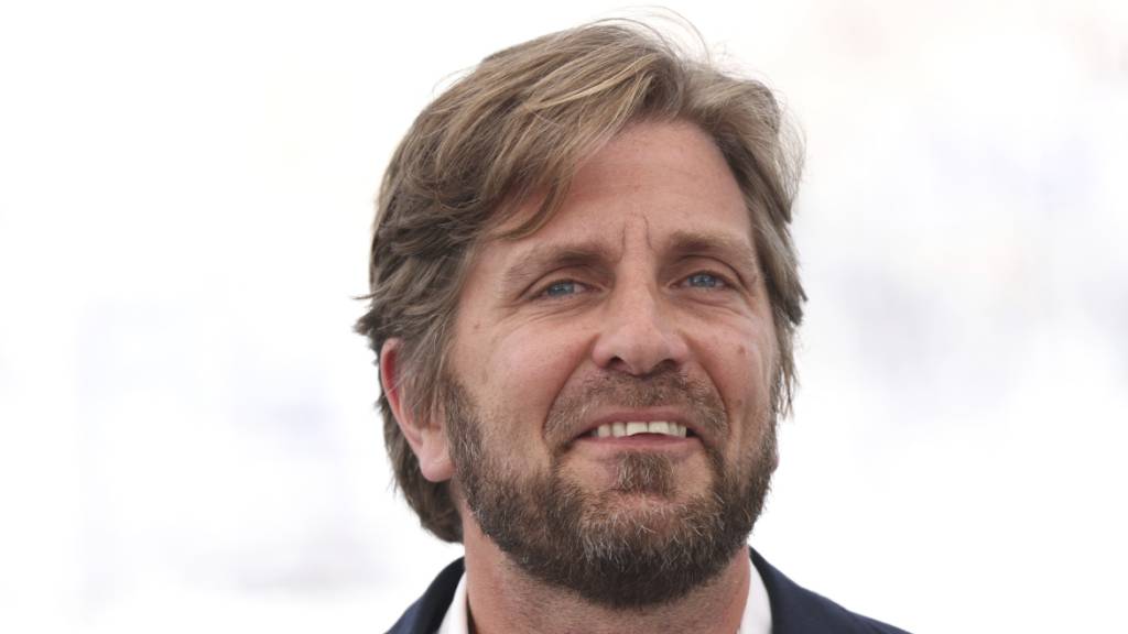 Ruben Östlund, Filmregisseur aus Schweden, hat beim 75. Filmfestival in Cannes die Goldene Palme gewonnen.