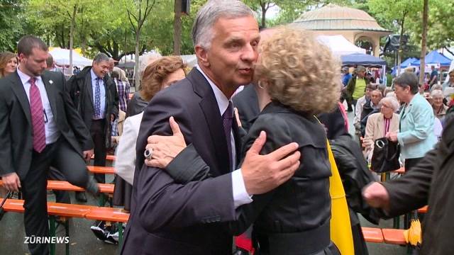 Bundesrat Burkhalter besucht 1. August-Feier in Zürich