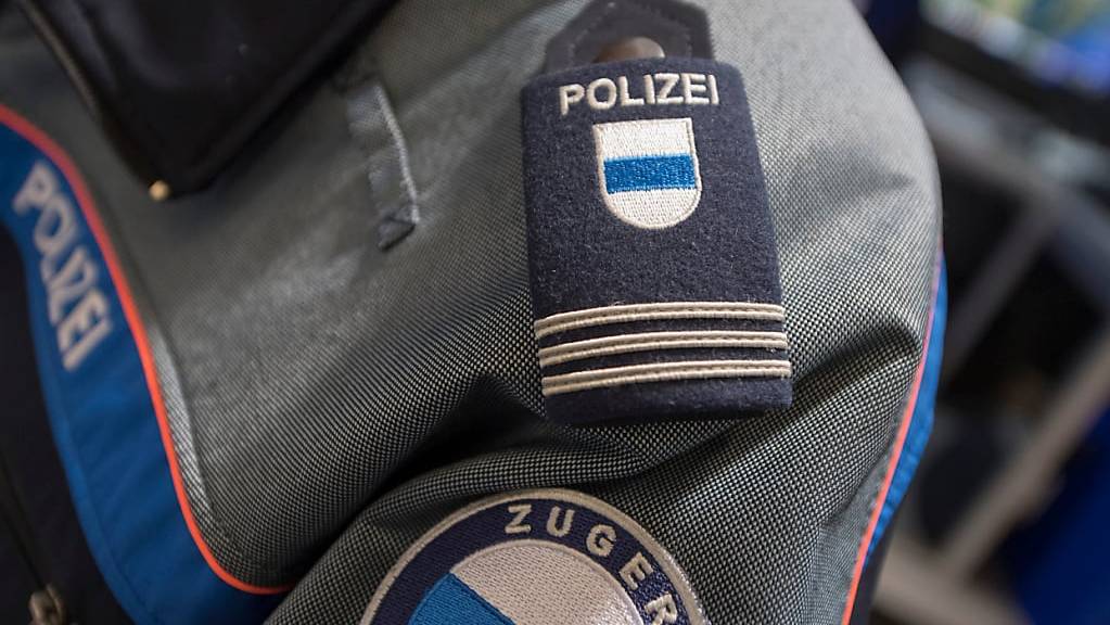 Die Zuger Polizei musste in der Nacht auf Donnertag wegen Dieben ausrücken. (Symbolbild)