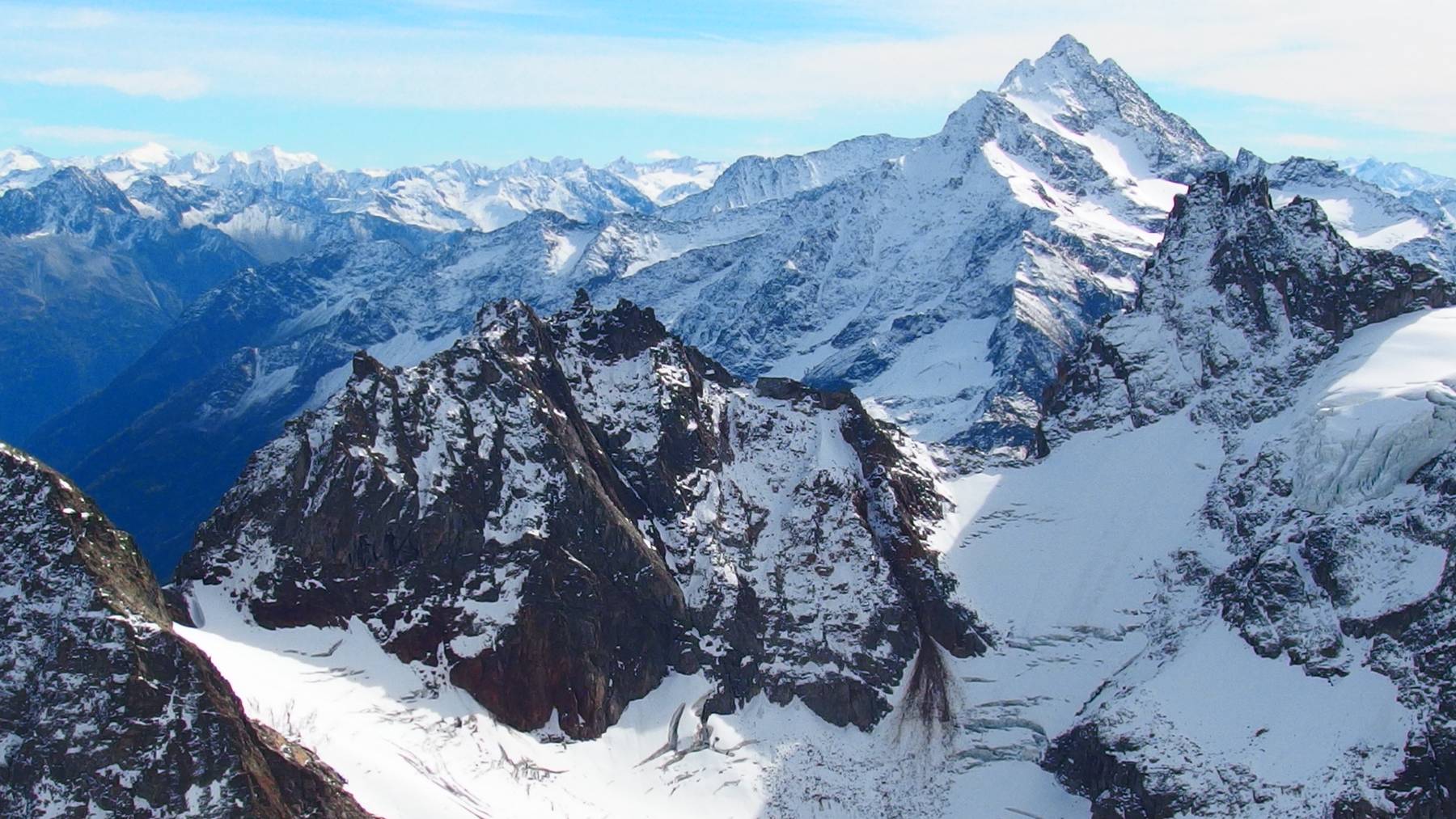 Blick vom Titlis aus zum Sustenhorn.