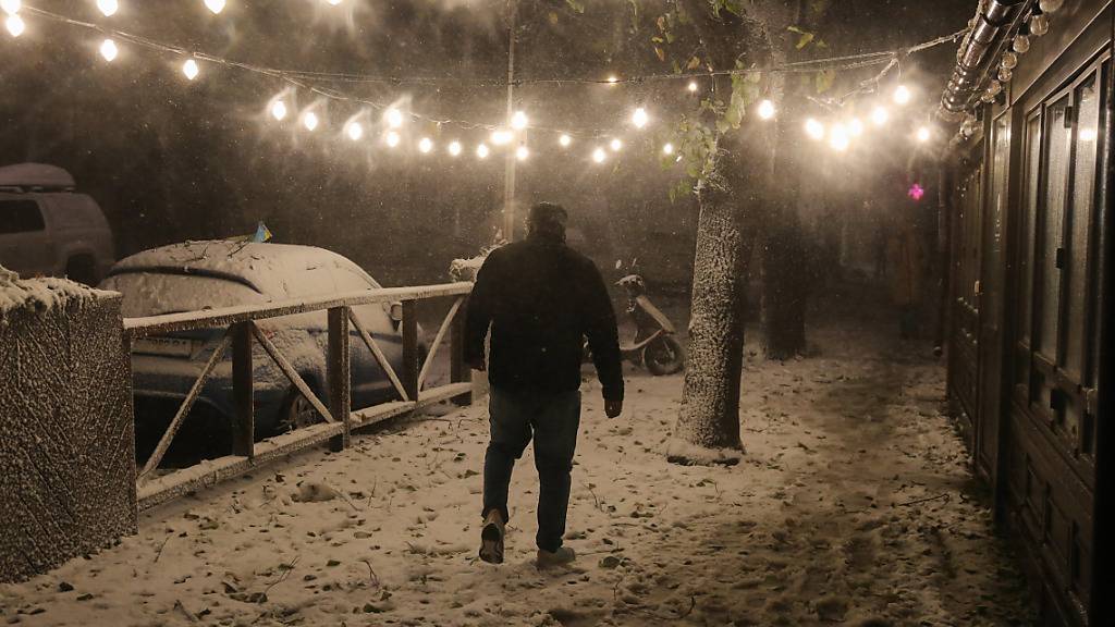 Meteorologen in Odessa gehen davon aus, dass der derzeitige Schneefall der stärkste der letzten fünf Jahre ist. Foto: Viacheslav Onyshchenko/SOPA Images via ZUMA Press Wire/dpa