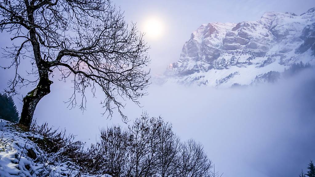 Bei der in Champéry im Wallis gefundenen Leiche handelt es sich um die Mutter, die im französischen Hochsavoyen des dreifachen Kindsmords verdächtigt wird. (Archivbild)