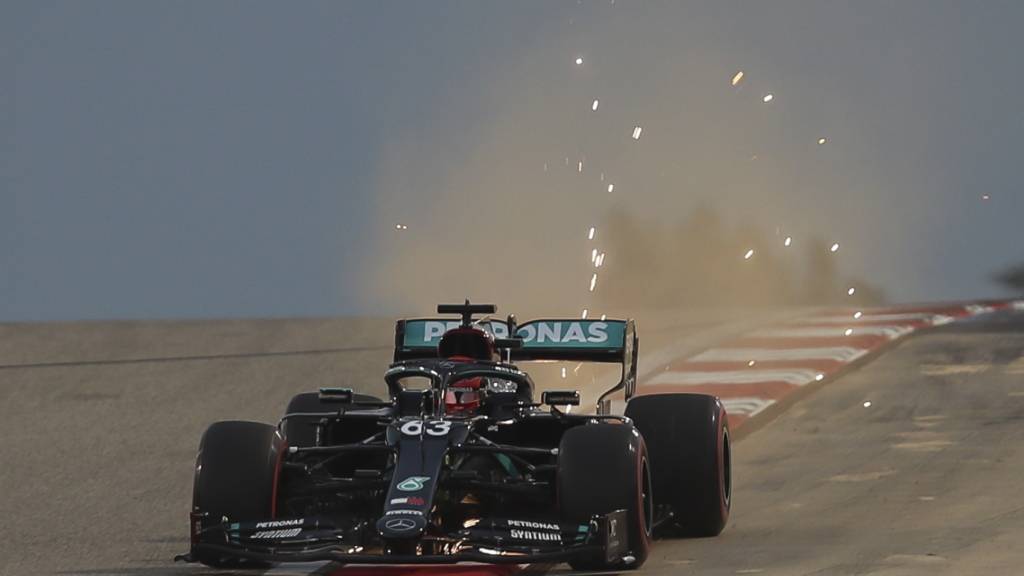 Mercedes mit der Nummer 63 statt 44: George Russell sitzt am zweiten Rennwochenende in Bahrain im Cockpit des am Coronavirus erkrankten Lewis Hamilton