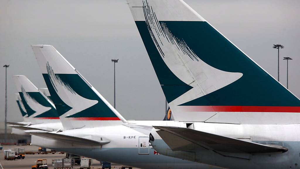 Cathay Pacific Airways investiert viel Geld in den Kauf von sechs Airbus-Frachtflugzeugen des Typs A350. Weitere zwanzig Bestellungen könnten dazu kommen.(Archivbild)