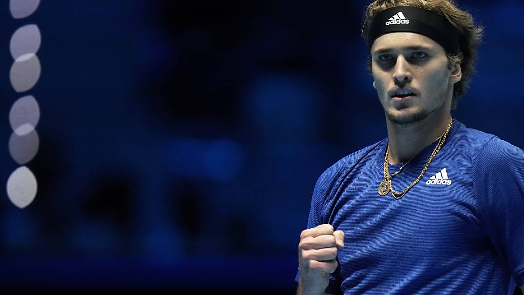 Zum zweiten Mal das Schreckgespenst von Novak Djokovic: Wie im Olympia-Halbfinal stoppte Alexander Zverev den Weltranglistenersten auch bei den ATP Finals in Turin im Halbfinal