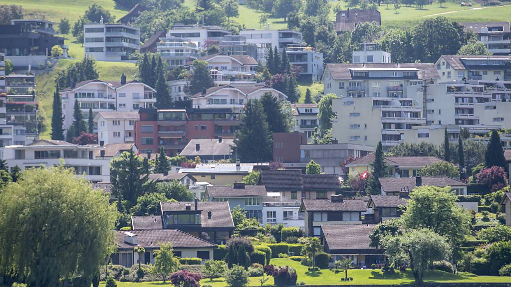 Küssnacht gehört zu den Schwyzer Gemeinden mit den teuersten Eigentumswohnungen und Einfamilienhäusern. (Archivaufnahme)