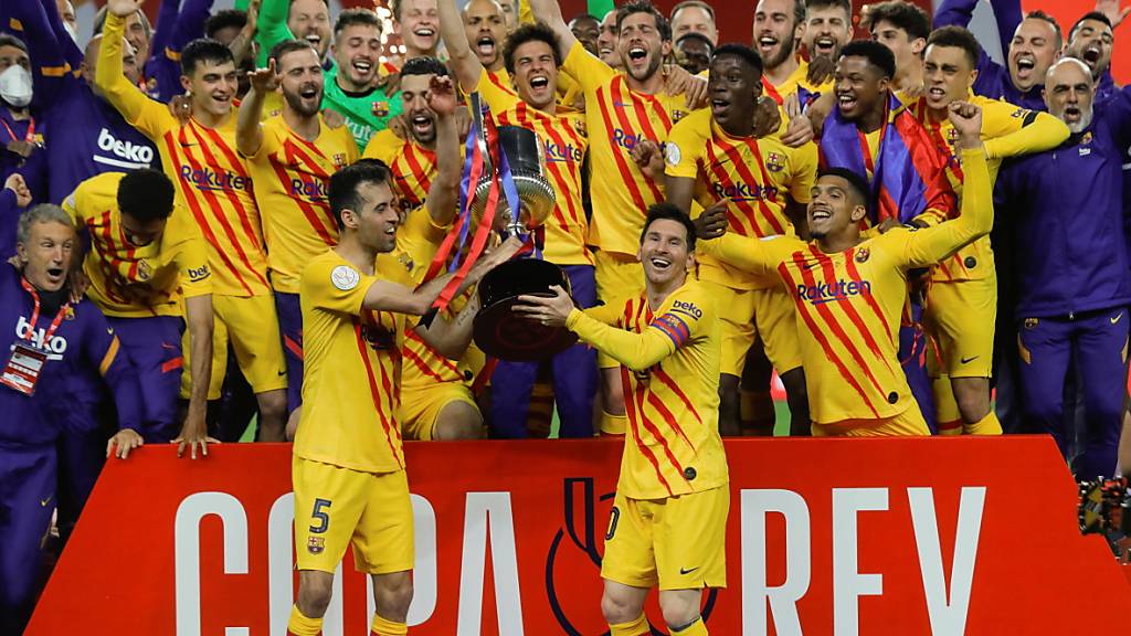 Der FC Barcelona freut sich über den 31. Cupsieg der Klubgesschichte