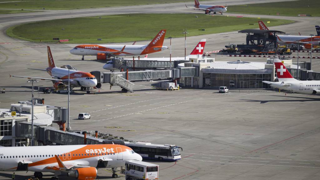 In den kommenden Monaten dürften die Flugpreise noch steigen. (Archivvild)