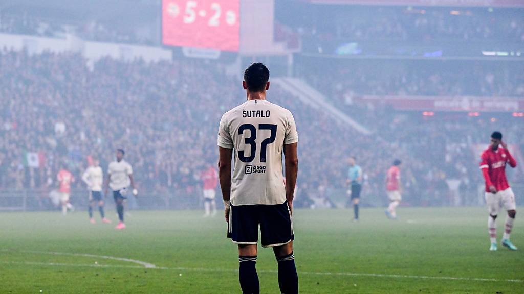 Josip Sutalo und seine Mitspieler von Ajax Amsterdam bekommen einen neuen Trainer