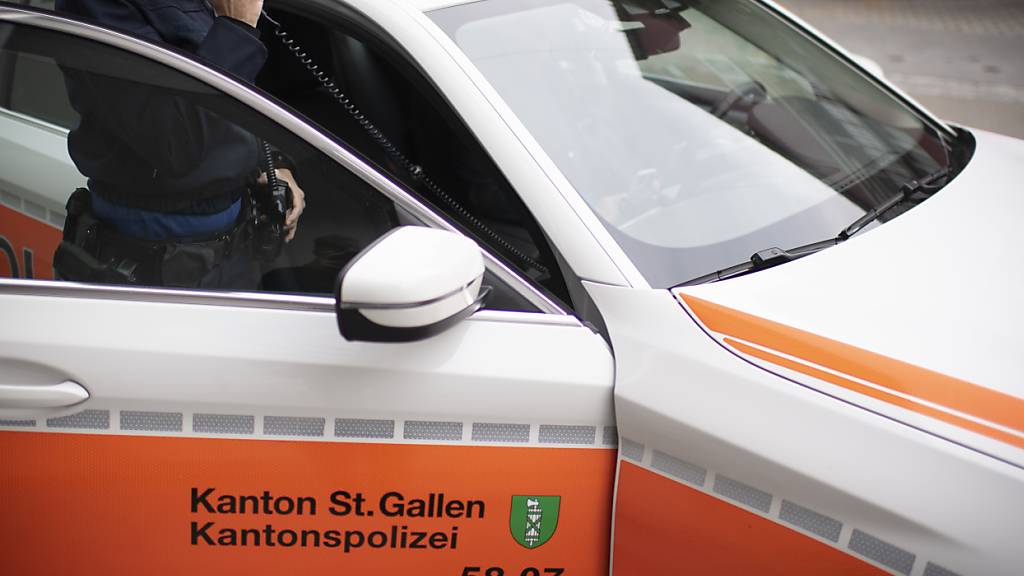 Der Heiligabend war für die St. Galler Kantonspolizei alles andere als ruhig. Zu schweren Straftatbeständen kam es jedoch nicht. (Archivbild)