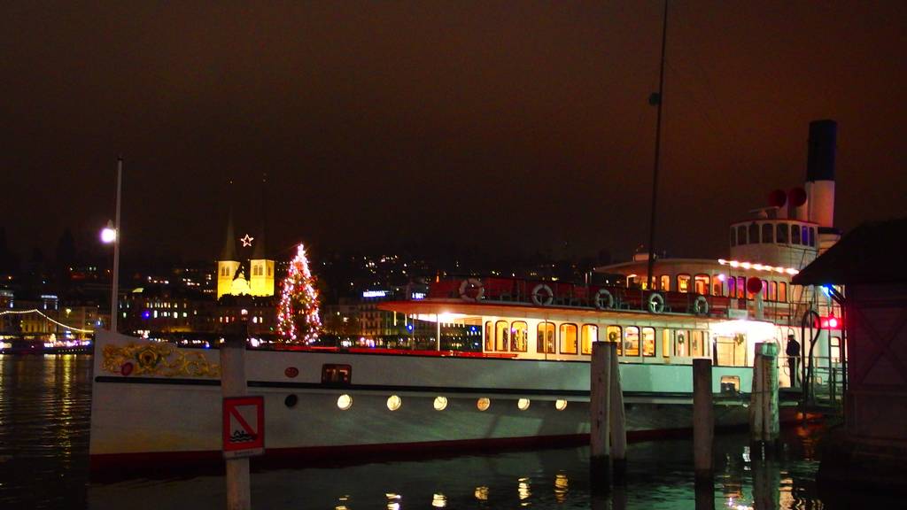 Freizeittipp: Advents- und Festtagsfahrten mit Dampfschiff