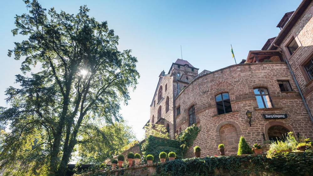 Die Burg Berwartstein in Erlenbach bei Dahn